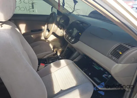 2005 Toyota Camry Std from USA, damaged, VIN 4T1BE32K75U950331